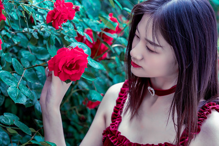 广州南沙港首条点对点直航美西快线首航